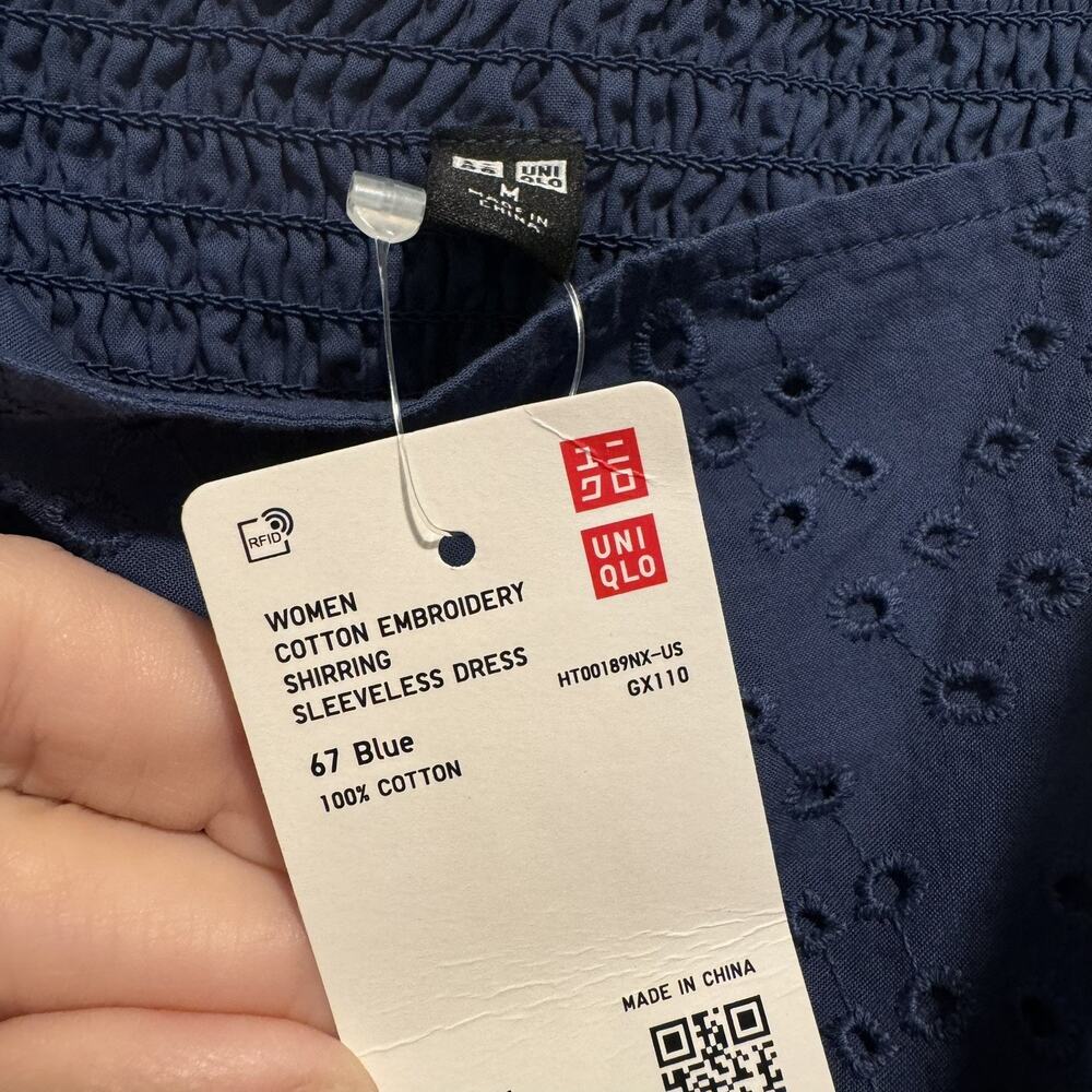 Uniqlo Blue Cotton Embroidered Smocked Eyelet Lace Dress NEW Size Medium - Picture 6 of 8